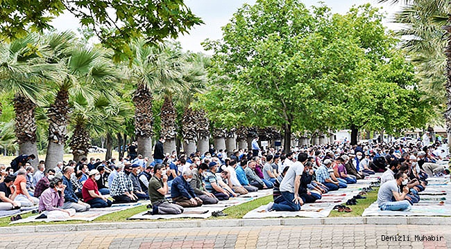 Denizli OSB Camiinde 74 gün Aradan Sonra Cuma Namazı Kılındı