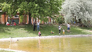 PAÜ Gölbahçe, çocukların şen kahkahaları ile doldu