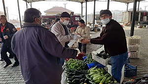 2 ayda 70 bin maske diktiler, stok bile yaptılar.