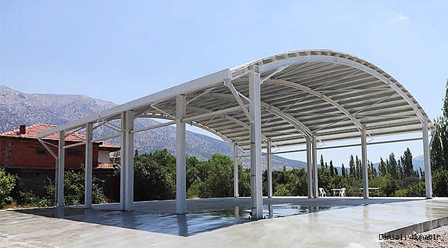 Tavas ilçesi Aydoğdu mahallesi Kapalı pazar yerine kavuştu.