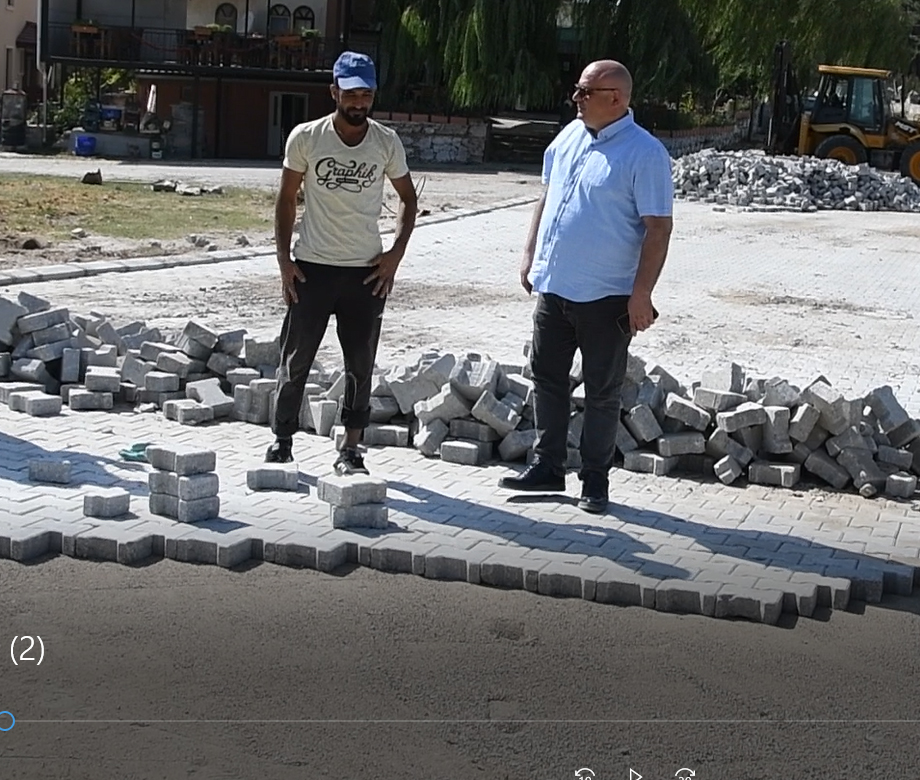 Mahalleler tozdan çamurdan kurtuluyor