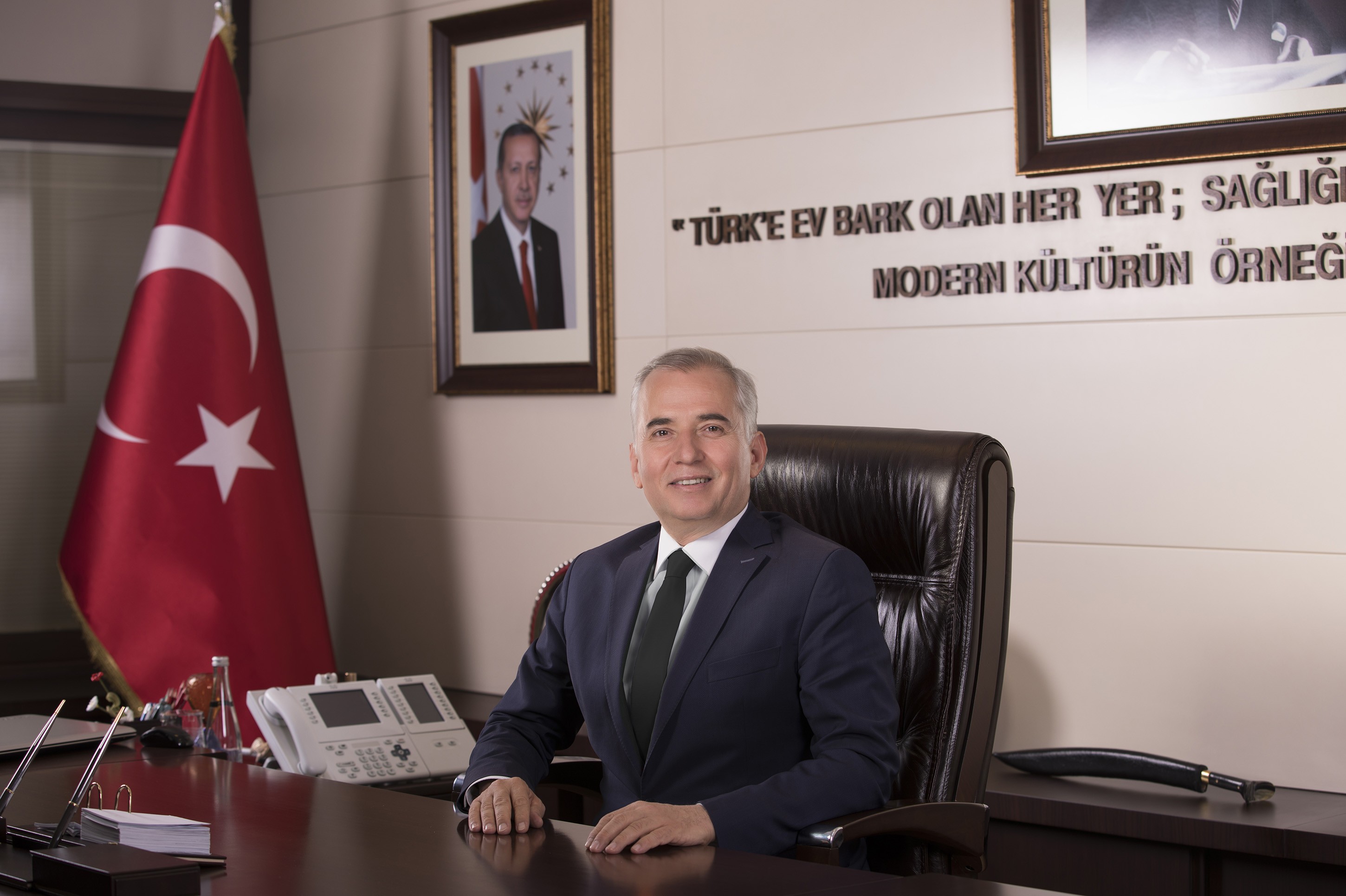 Başkan Zolan, “Mevlid Kandilinin huzur ve mutluluğuna vesile olmasını diliyorum”