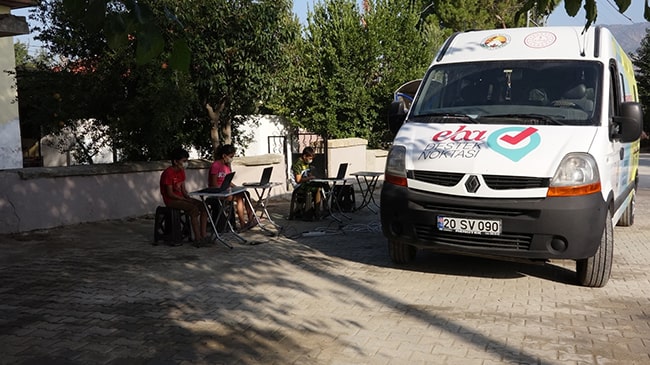 Sarayköy Belediyesi, “EBA öğrencilerinin dikkati dağılmasın” diye çalışma başlattı