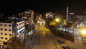 Denizli’de kısıtlamalarla beraber sokaklar sessizliğe büründü