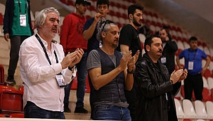MERKEZEFENDI BASKET'TE YOĞUN TEMPO