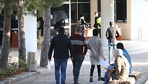 Sokağa çıkma kısıtlamasında KPSS sınav adayları okullara koştu