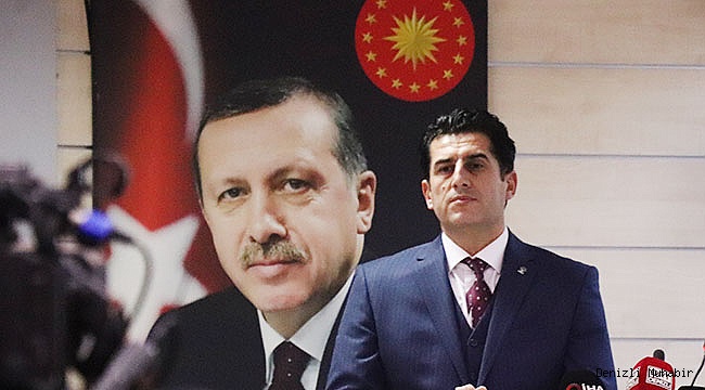 AK Parti İl Başkanlığına atanan Yücel Güngör bayrağı teslim aldı