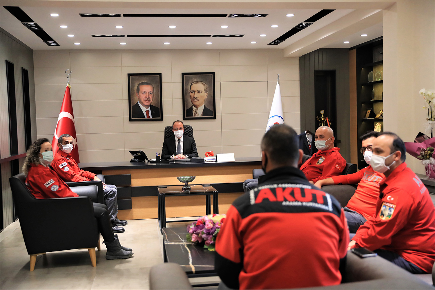 BAŞKAN ÖRKİ’YE, AKUT YÖNETİMİNDEN ZİYARET