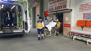 Sırtına saçma isabet eden motosiklet sürücüsü yaralandı