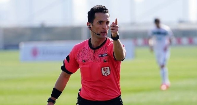 Denizlispor-Fatih Karagümrük maçı hakemleri belli oldu