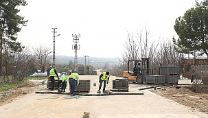 KAVAKBAŞI MAHALLESİ’NDE BETON KİLİT PARKE TAŞI SEVİNCİ
