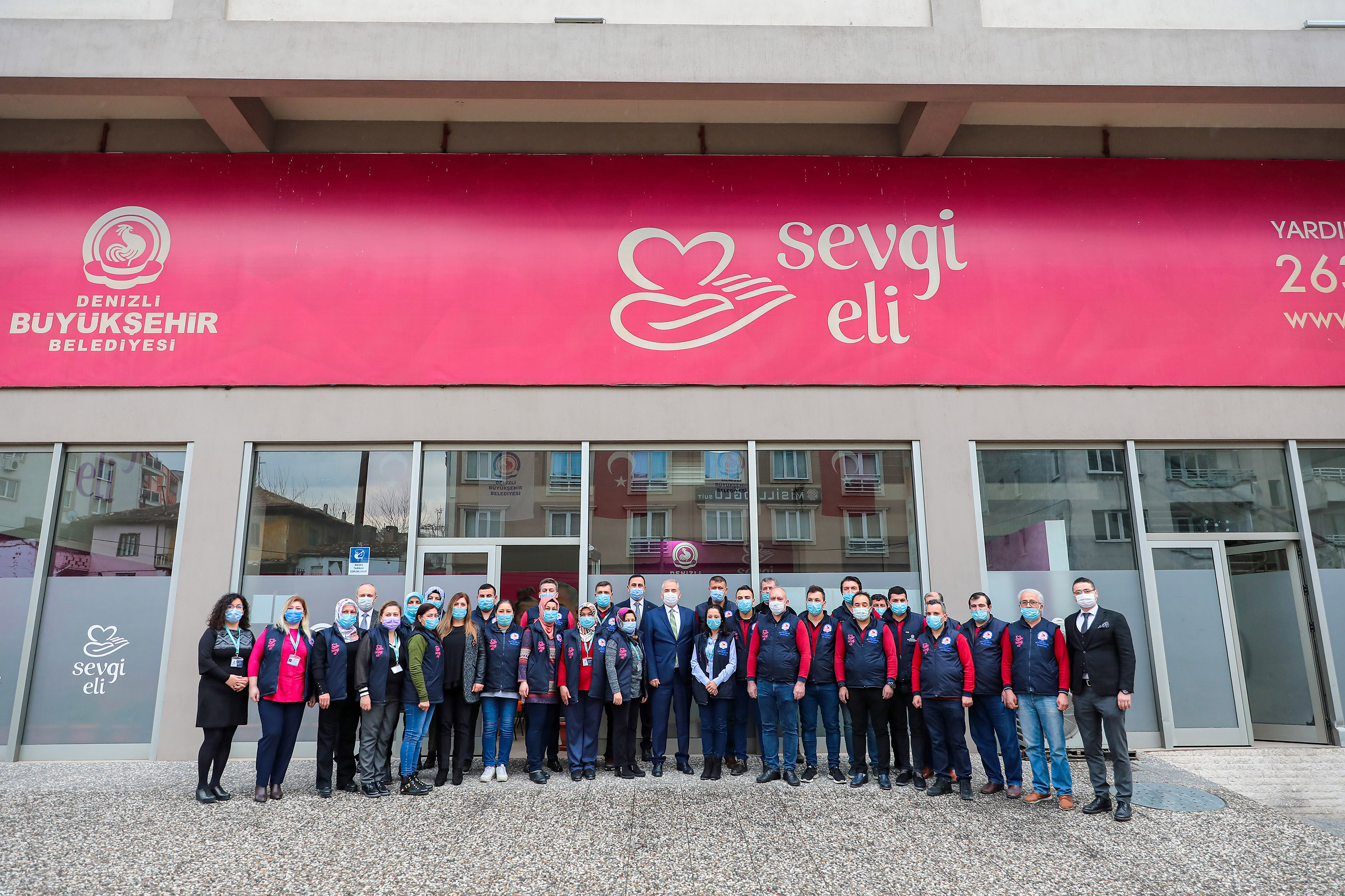 Büyükşehir Sevgi Eli 15 yaşında