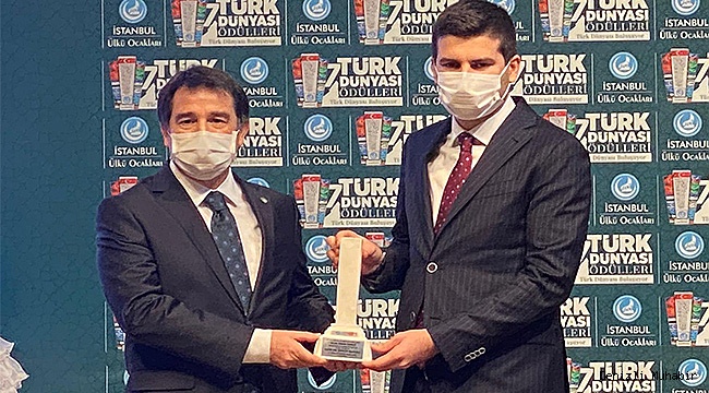 TÜRK DÜNYASI ÖDÜLLERİ SAHİPLERİNİ BULDU