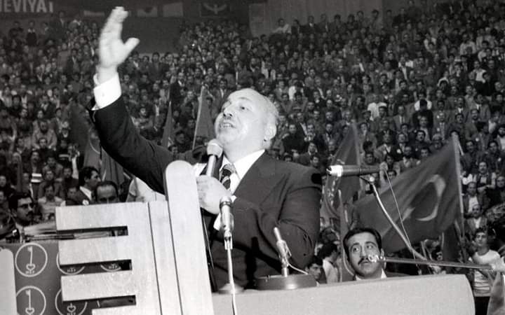 VEFATININ 10. SENE-İ DEVRİYESİNDE ERBAKAN'I RAHMETLE ANIYORUZ