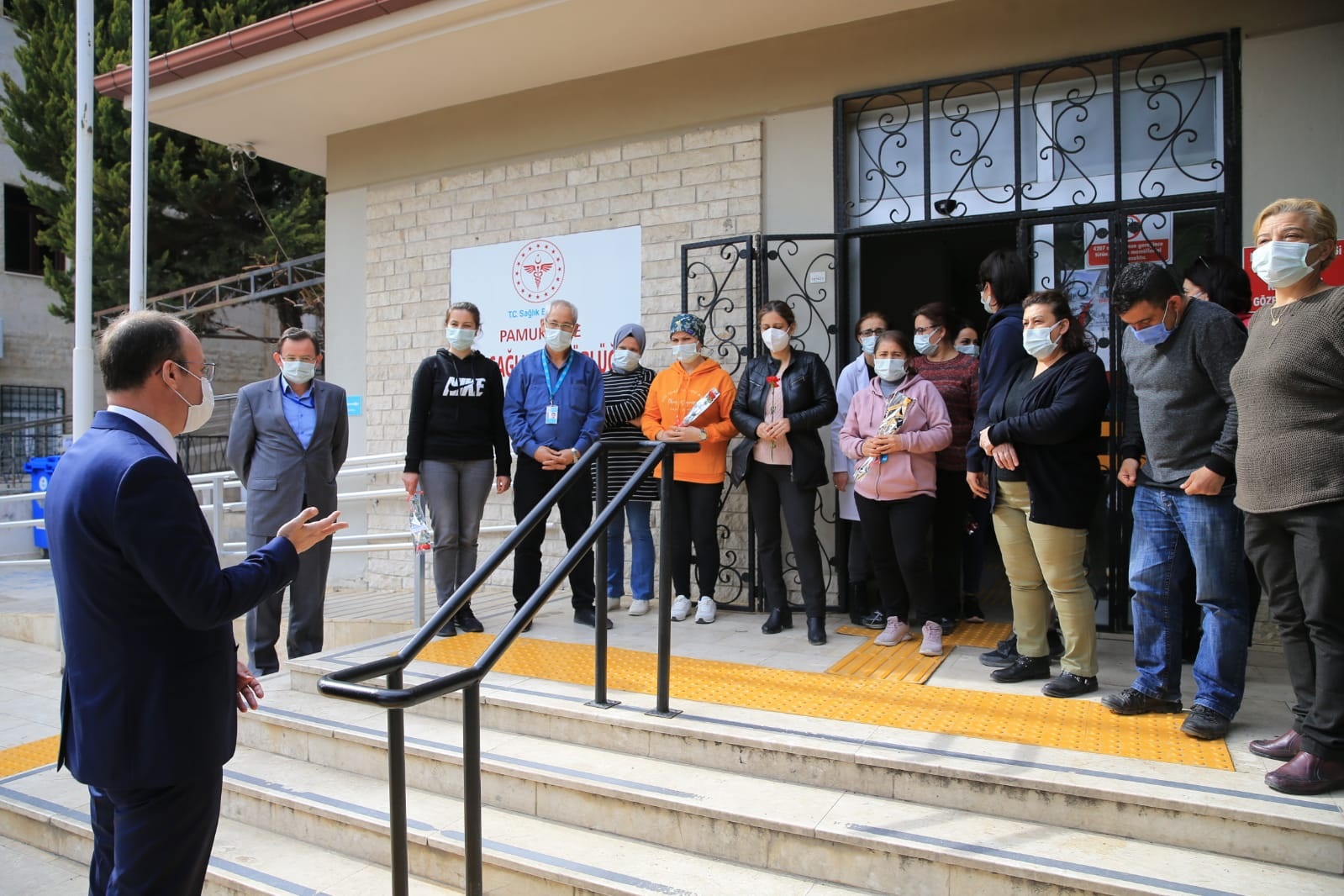 BAŞKAN ÖRKİ SAĞLIK ÇALIŞANLARINI UNUTMADI