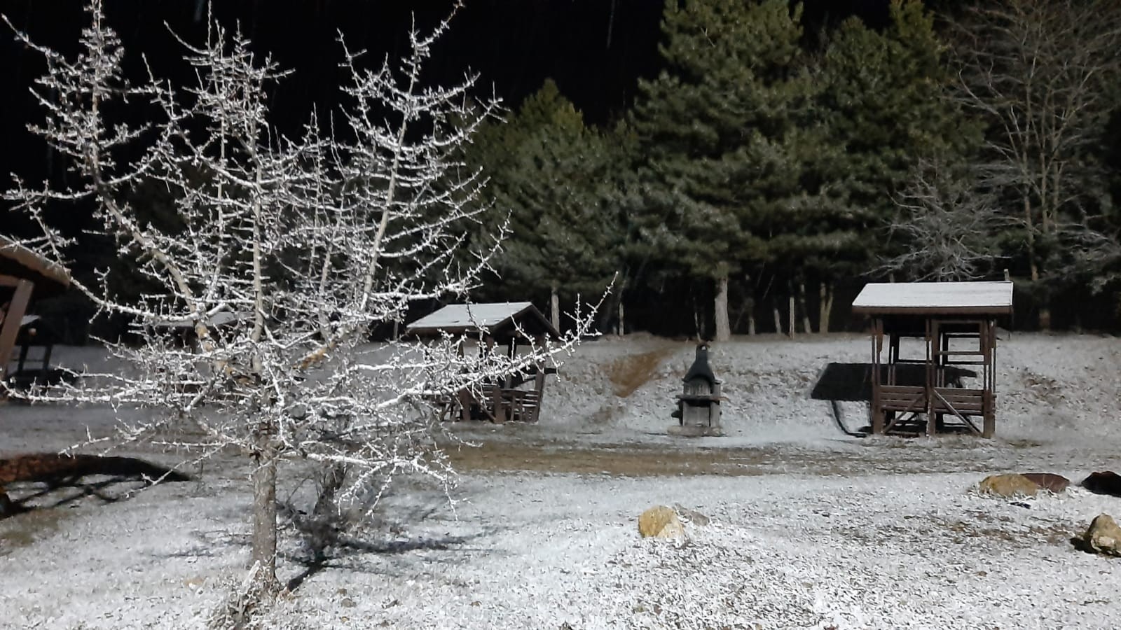 Denizli'nin yüksek kesimde kar yağışı başladı