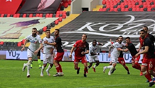 Denizlispor, Başakşehir maçını Tugay Kaan Numanoğlu yönetecek
