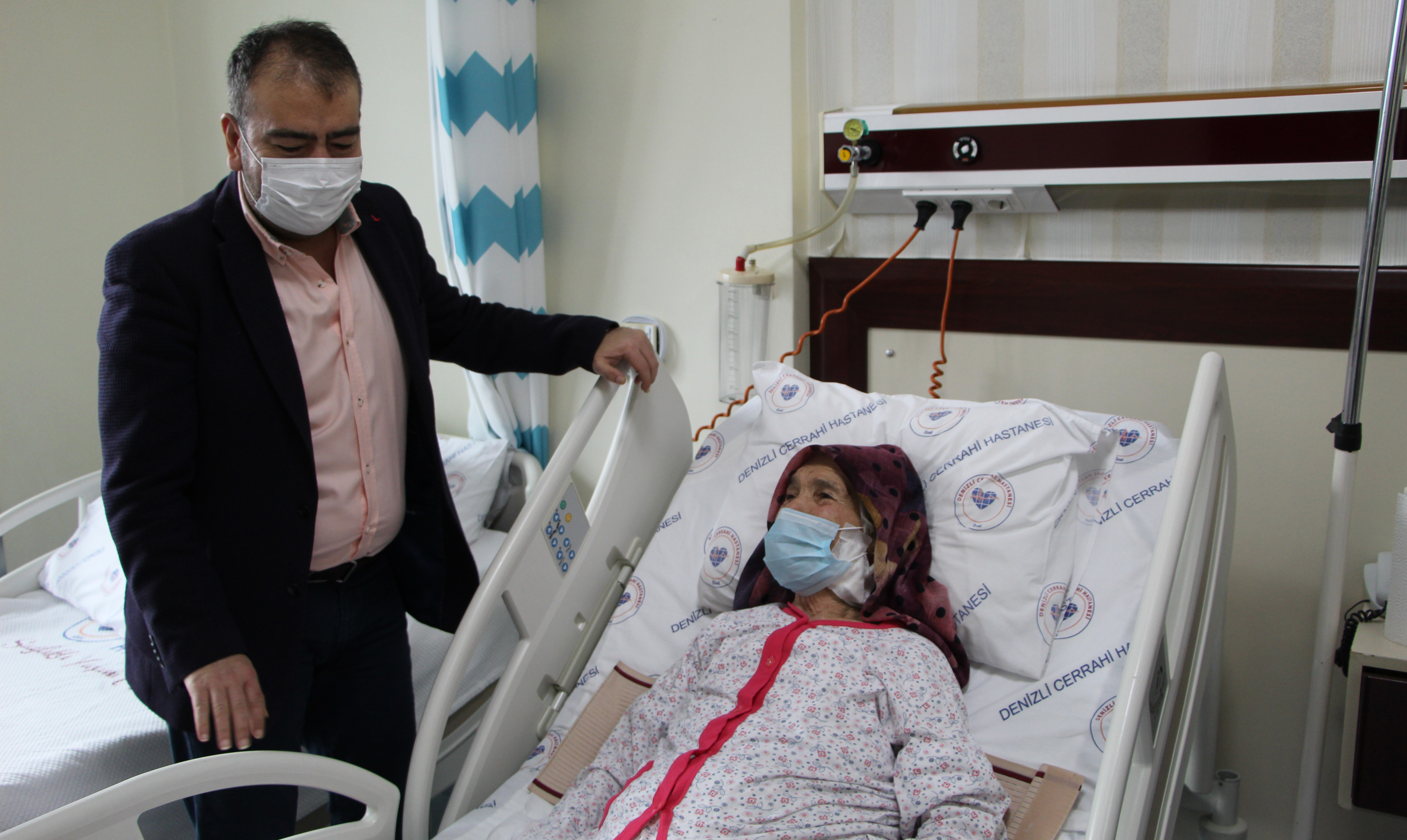Karnından taşan dev tümör başarılı operasyonla alındı