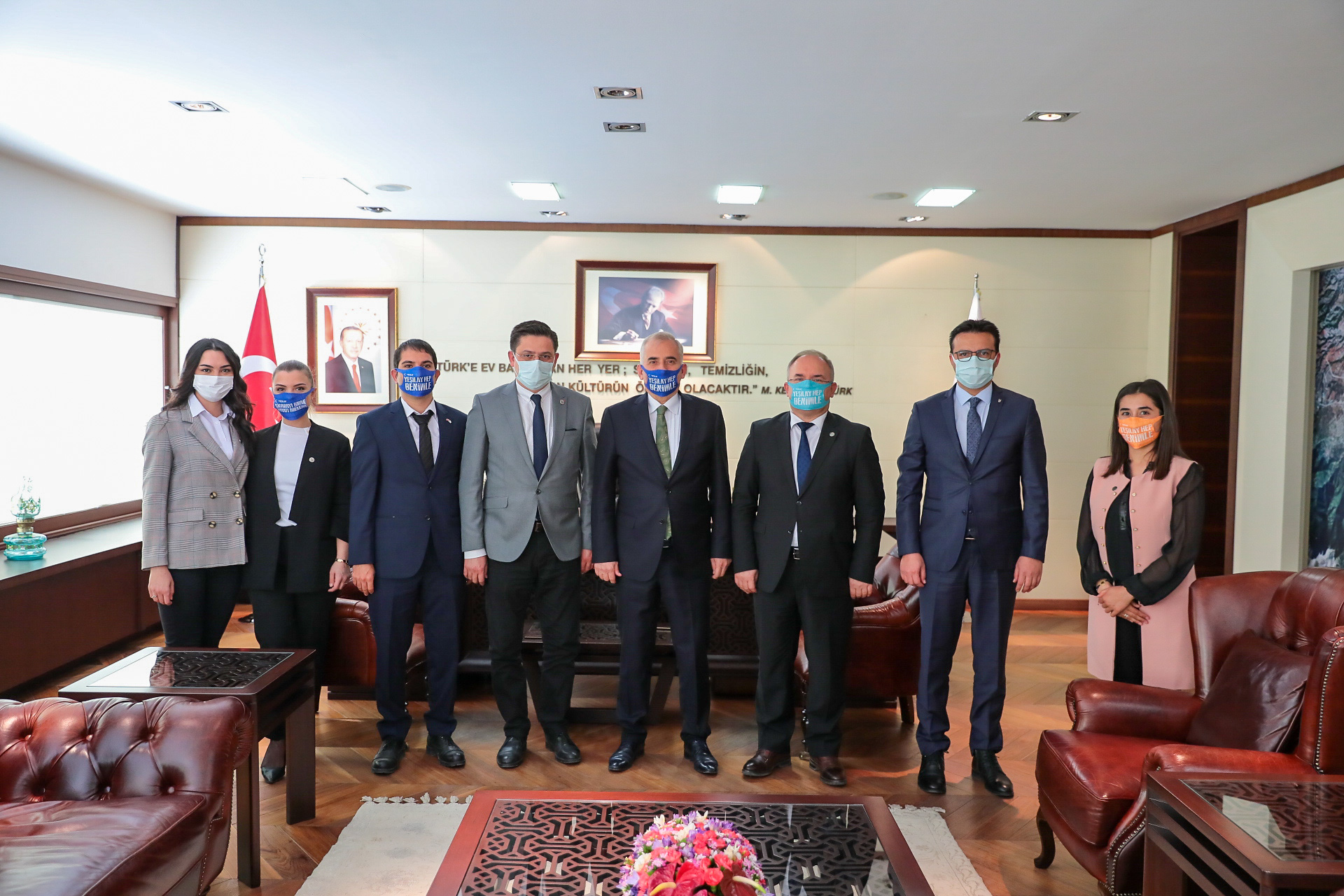 "Zararlı alışkanlıkları bırakın, hayatı bırakmayın"