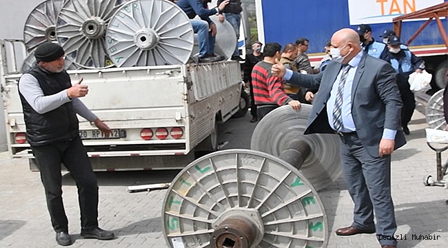 Başkan Şevik, esnafa maske dağıttı, kovid-19 kurallarını hatırlattı