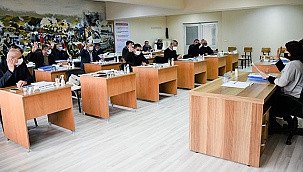 BELEDİYE FAALİYET RAPORU MECLİSTE KABUL EDİLDİ