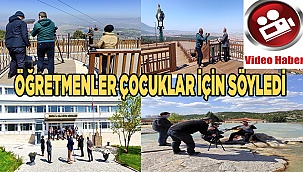 Öğretmenler çocuklar için söyledi