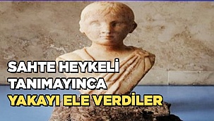 Yaptıkları sahte heykeli tanımayınca yakayı ele verdiler
