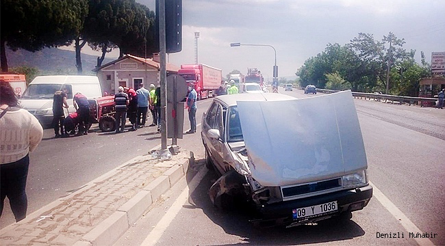 Traktör ile otomobil çarpıştı: 3 yaralı