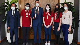 Türkiye Okullar Arası Zeka Oyunları şampiyonu Denizli’den