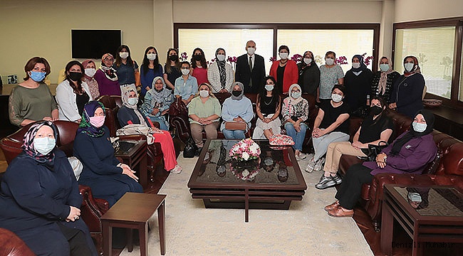 AK kadınlardan Başkan Zolan'a ziyaret