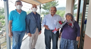 Başkan Özbaş’tan şehit babalarına Babalar Günü ziyareti