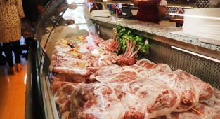 Ege Et Bank market Denizli'ye organik ve ucuz et yedirecek