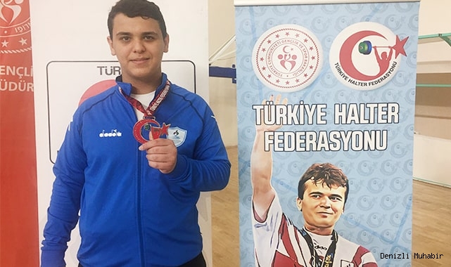 İlk kez katıldığı şampiyonada Türkiye Şampiyonu oldu
