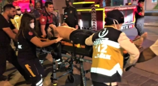 Kendini 4. kattan boşluğa bıraktı  