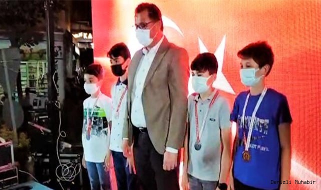 15 Temmuz şehitleri Tavas’ta dualarla anıldı