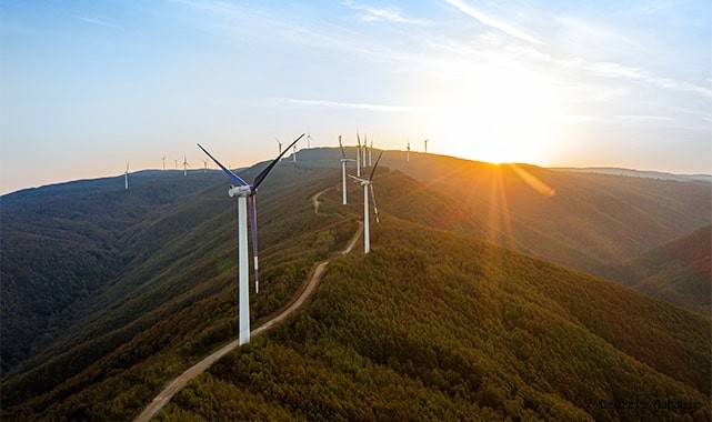 Aydem Yenilenebilir Enerji, 750 milyon dolarlık yeşil tahvil ihracını başarıyla gerçekleştirdi