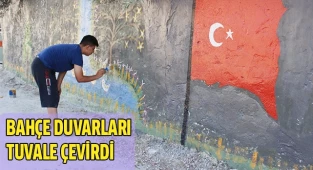 Bahçe duvarları tuvale çevirdi