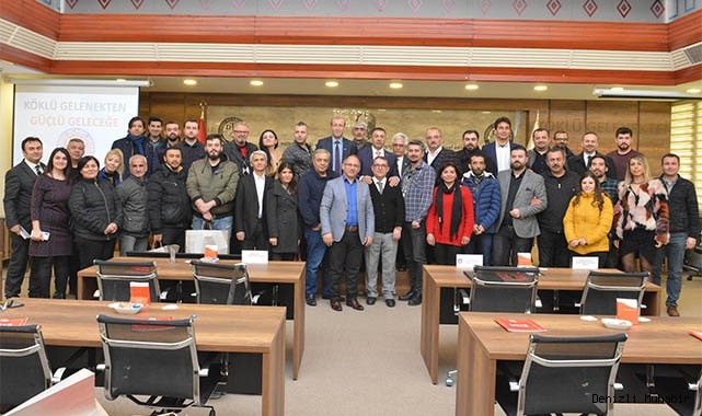 "BAŞTA YEREL YAYINCILAR OLMAK ÜZERE TÜRK BASINI TAKDİRE ŞAYANDIR"