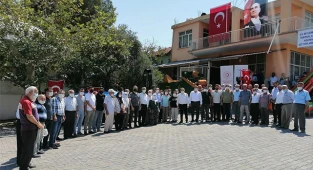Beylerbeyi çiftçisine yarım milyonluk ekipman desteği