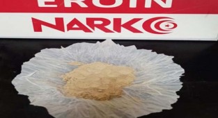 Denizli’de uyuşturucu tacirlerine darbe; 27 gözaltı