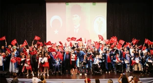 ENGELSİZ YAŞAM AKADEMİSİ’NDE MEZUNİYET SEVİNCİ