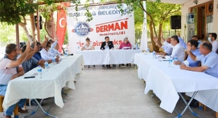 Meclis toplantısı mahallelerde devam ediyor