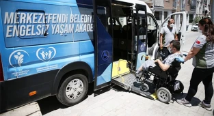 Özel bireylere ulaşım desteği devam ediyor