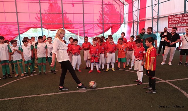 30 AĞUSTOS ZAFER KUPASI FUTBOL TURNUVASI BAŞLADI