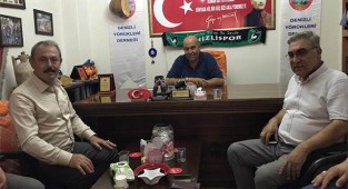 AK Partili Şahin Tin, Denizli Yörükleri Derneğini ziyaret etti. 