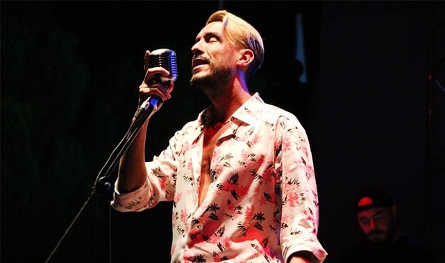 Cem Adrian’dan Denizli'de muhteşem konser