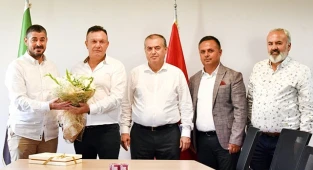 Denizlispor’da devir teslim yapıldı