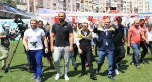 ERMEYDANLARININ SARI FIRTINASI PAMUKKALE’DE GÜREŞECEK