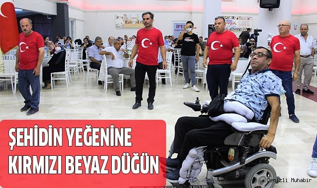 Kırmızı beyaz düğün