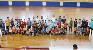 Kuran kursları arası futsalın şampiyonu Nur Camisi oldu